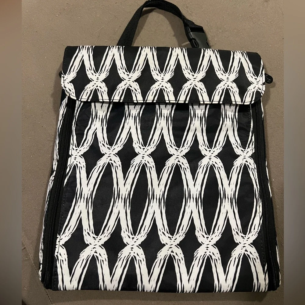 Thirty-One Black and White Travel Bag - Picture 4 of 5